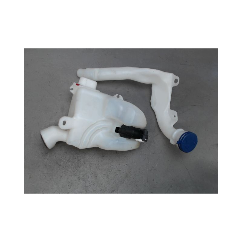 RESERVOIR LAVE-GLACE AVANT PEUGEOT 208