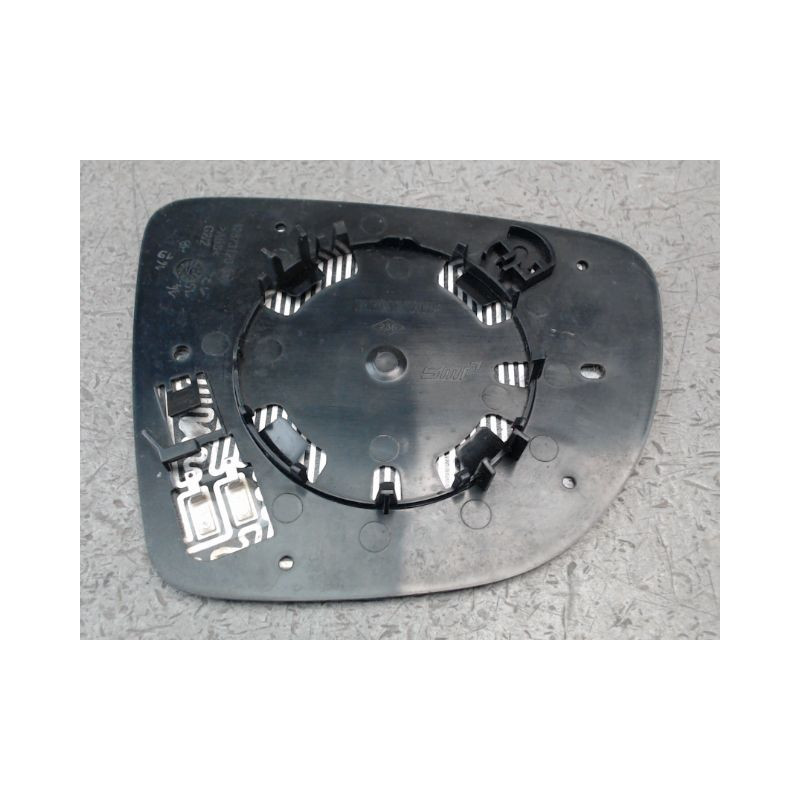 GLACE RETROVISEUR EXT G RENAULT CLIO