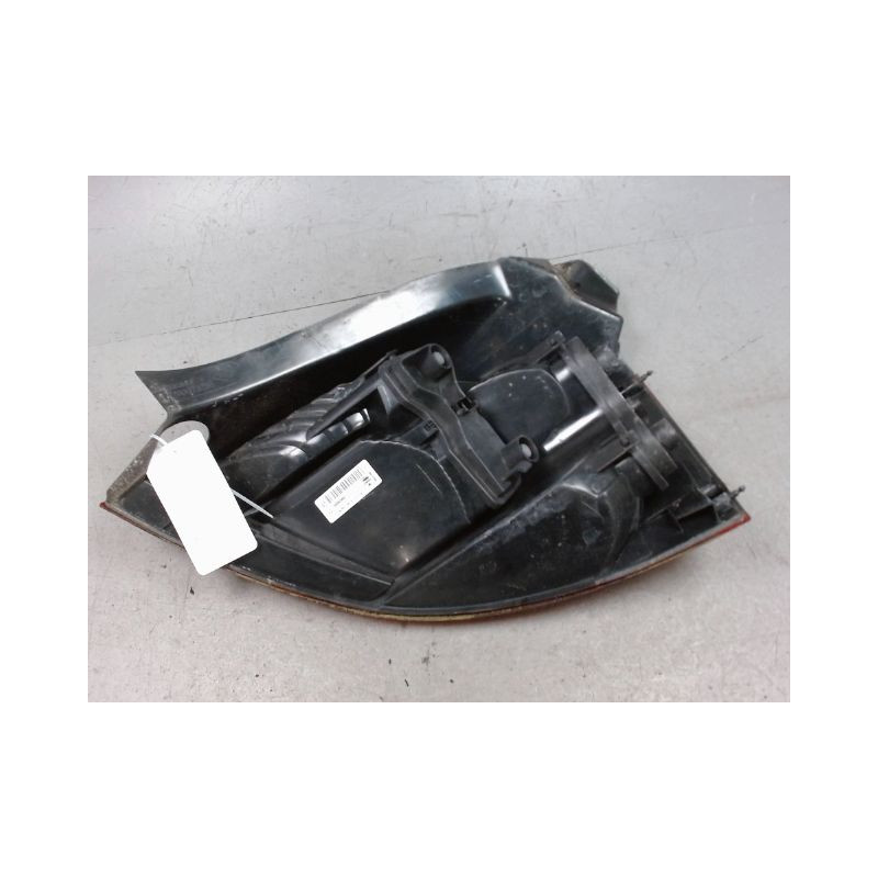 FEU ARRIERE GAUCHE  RENAULT MEGANE II PH1 02-05