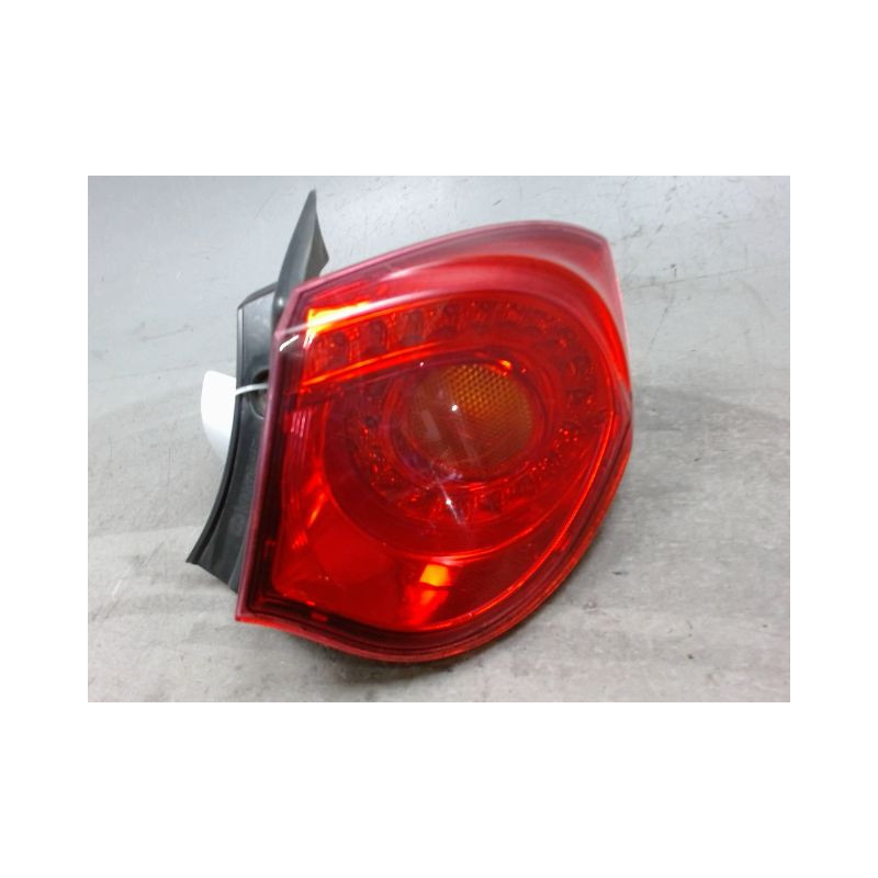 FEU ARRIERE DROIT ALFA ROMEO GUILIETTA 2010-