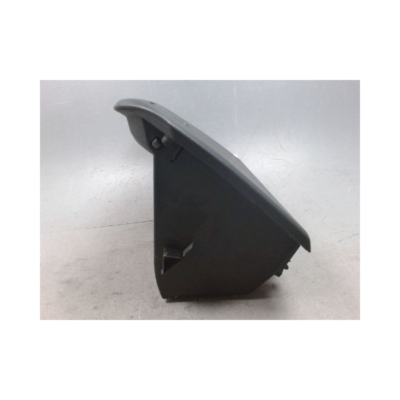 BOITE A GANTS TOYOTA AURIS