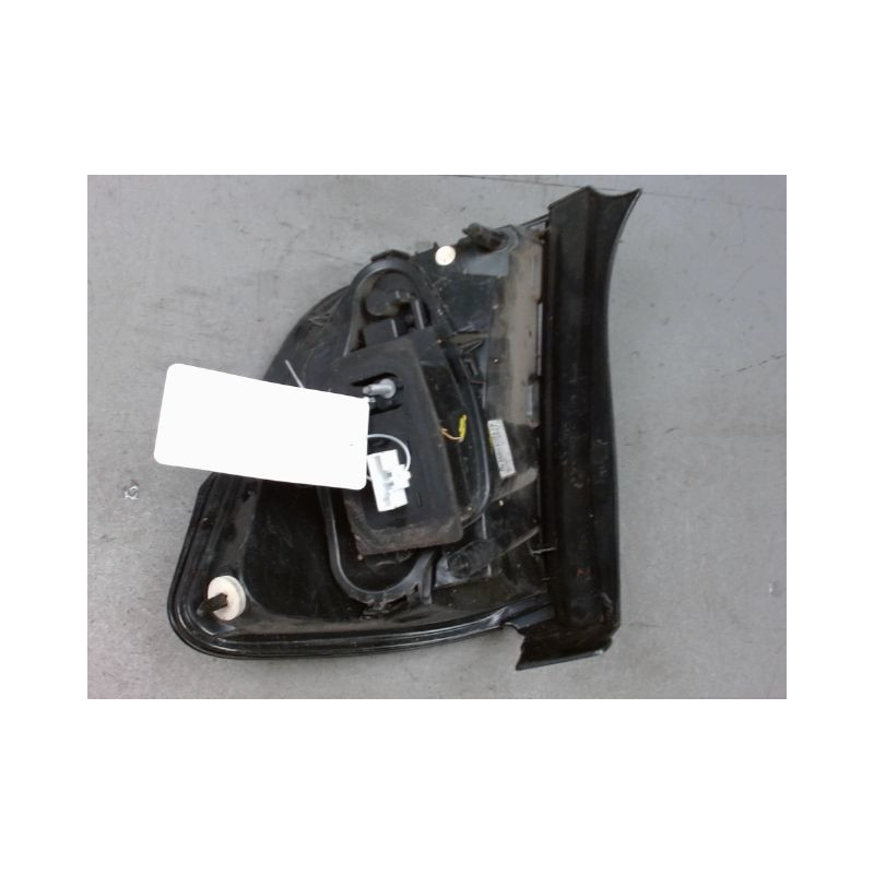 FEU ARRIERE GAUCHE  CITROEN C3 2 PHASE 2 1.6 HDI - 8V TURB