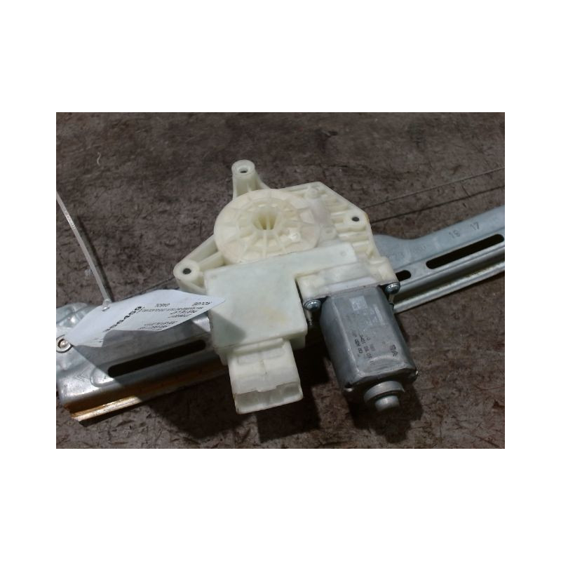 MECANISME+MOTEUR LEVE-GLACE ARRIERE DROIT PEUGEOT 308 2011-