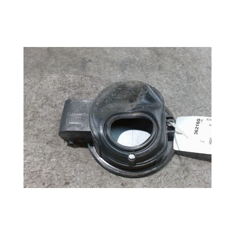 VOLET DE TRAPPE CARBURANT FIAT PUNTO 2003-