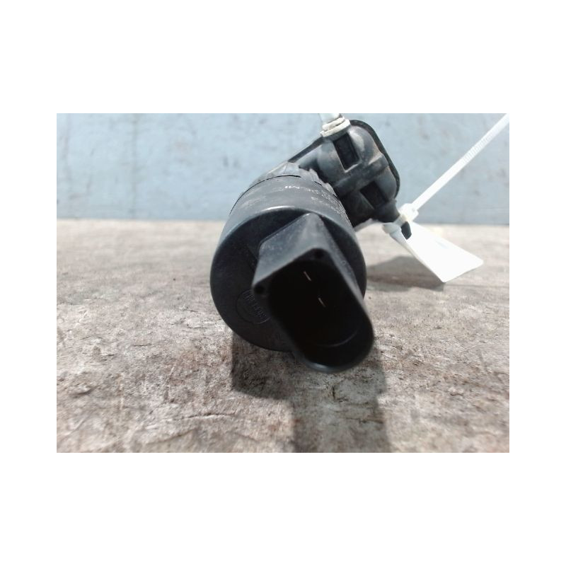POMPE LAVE-GLACE AVANT OPEL ASTRA 2004-