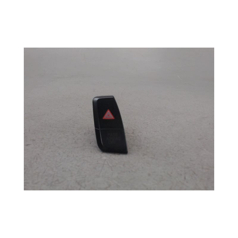 BOUTON DE WARNING AUDI A5