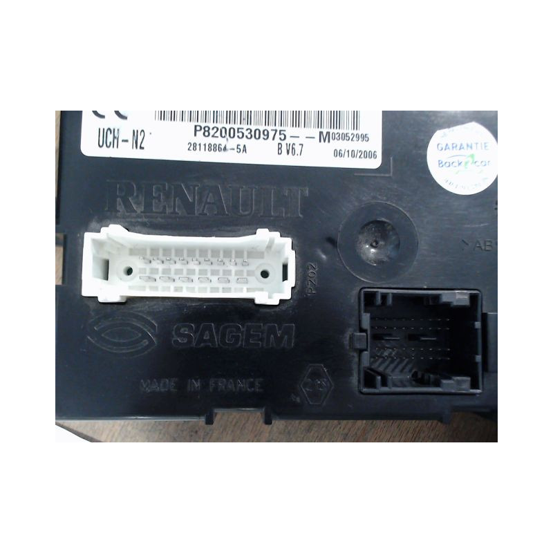 BOITIER GESTION HABITACLE RENAULT TRAFIC