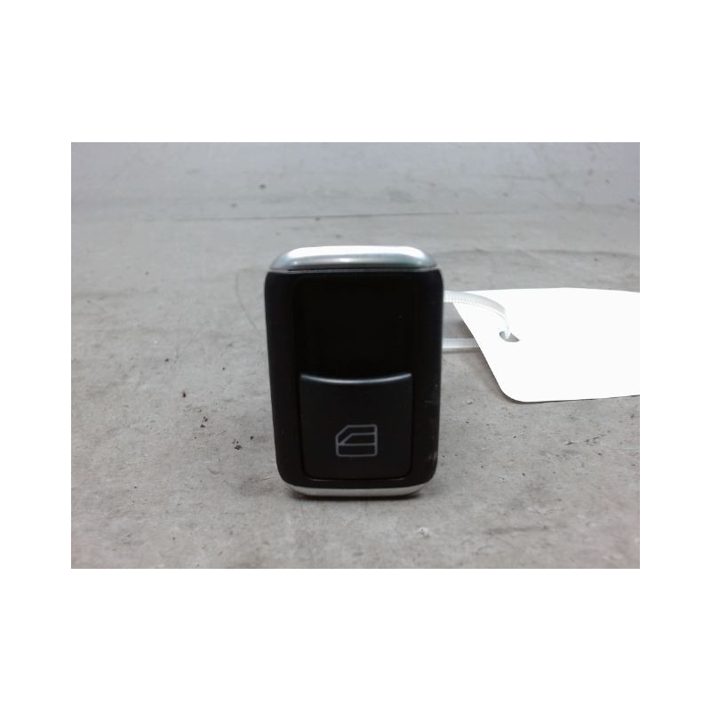 COMMANDE LEVE-GLACE PORTE ARG MERCEDES CLASSE A