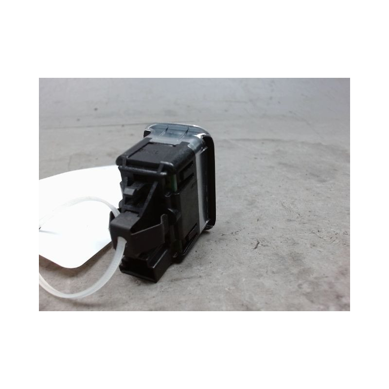 COMMANDE LEVE-GLACE PORTE ARG MERCEDES CLASSE A