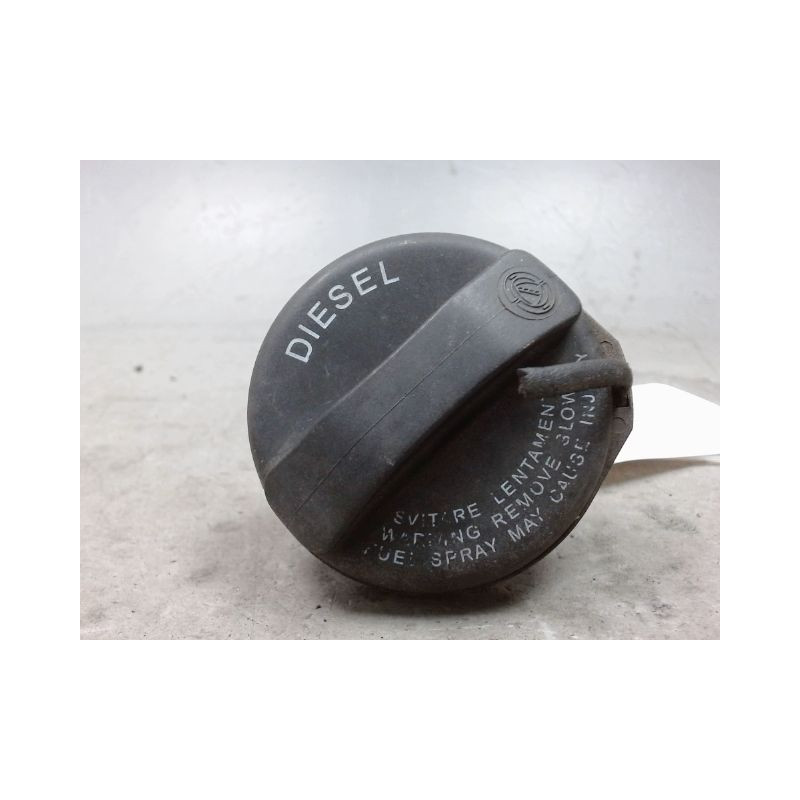 BOUCHON RESERVOIR A CARBURANT ALFA ROMEO GUILIETTA 2010-