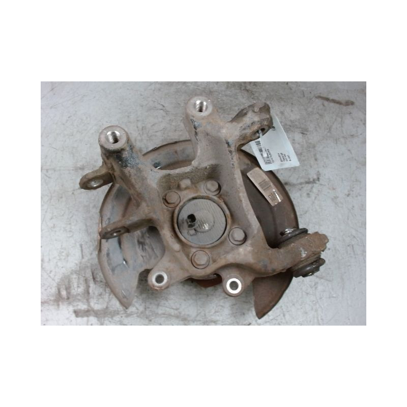 PIVOT ARRIERE GAUCHE TOYOTA AURIS