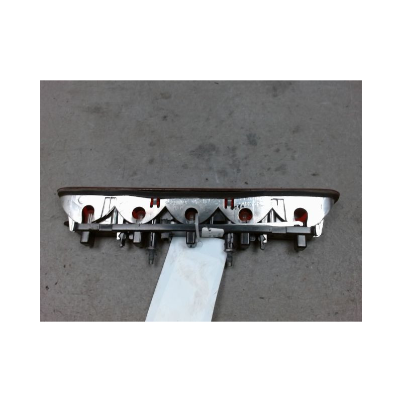 FEUX STOP SUPPLEMENTAIRE PEUGEOT 206+ 2009-