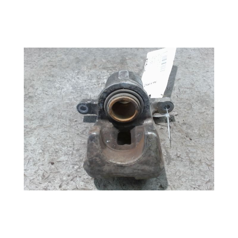 ETRIER DE FREIN ARRIERE DROIT TOYOTA RAV4 2006