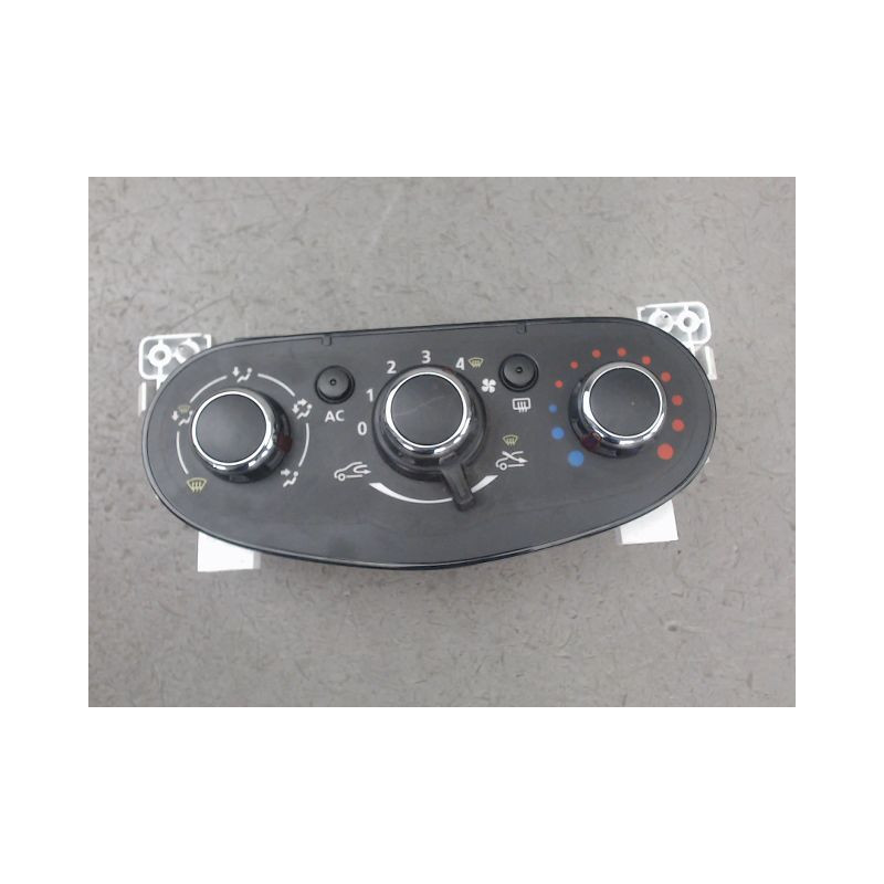 COMMANDE DE CHAUFFAGE DACIA DUSTER