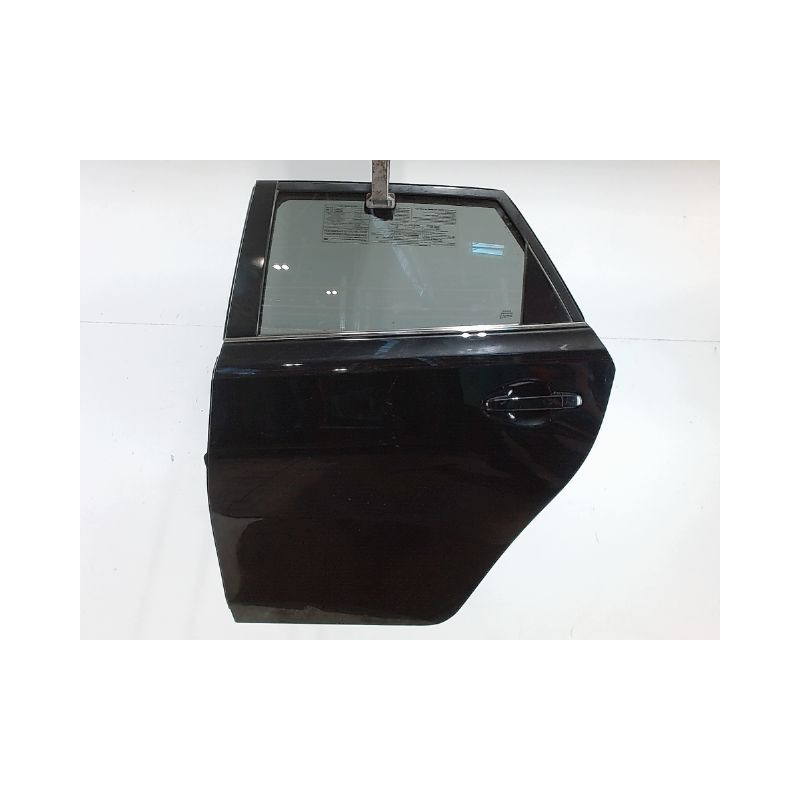 PORTE ARRIERE GAUCHE TOYOTA AURIS