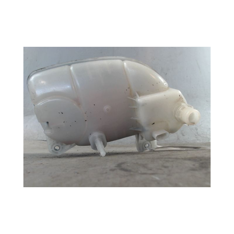 VASE EXPANSION MERCEDES VITO FOURGON LONG 2003-