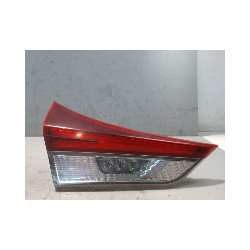 FEU ARRIERE INTERIEUR GAUCHE TOYOTA AURIS 2010-