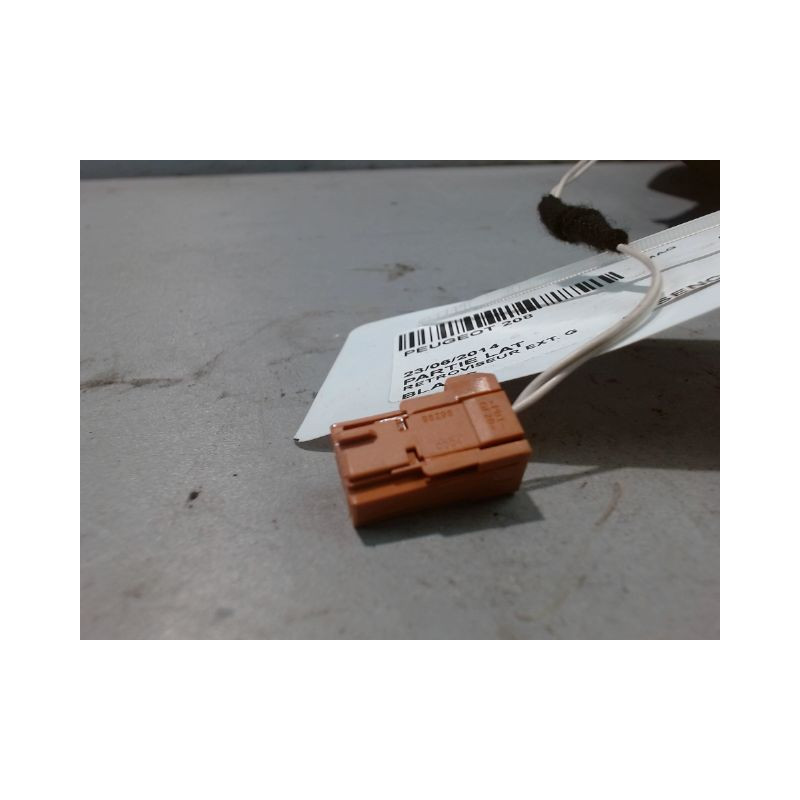 RETROVISEUR EXTERIEUR GAUCHE PEUGEOT 208