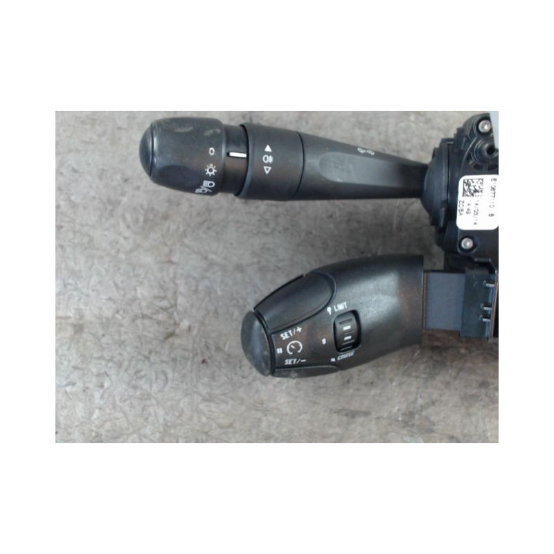 BLOC COMMODOS PEUGEOT 208