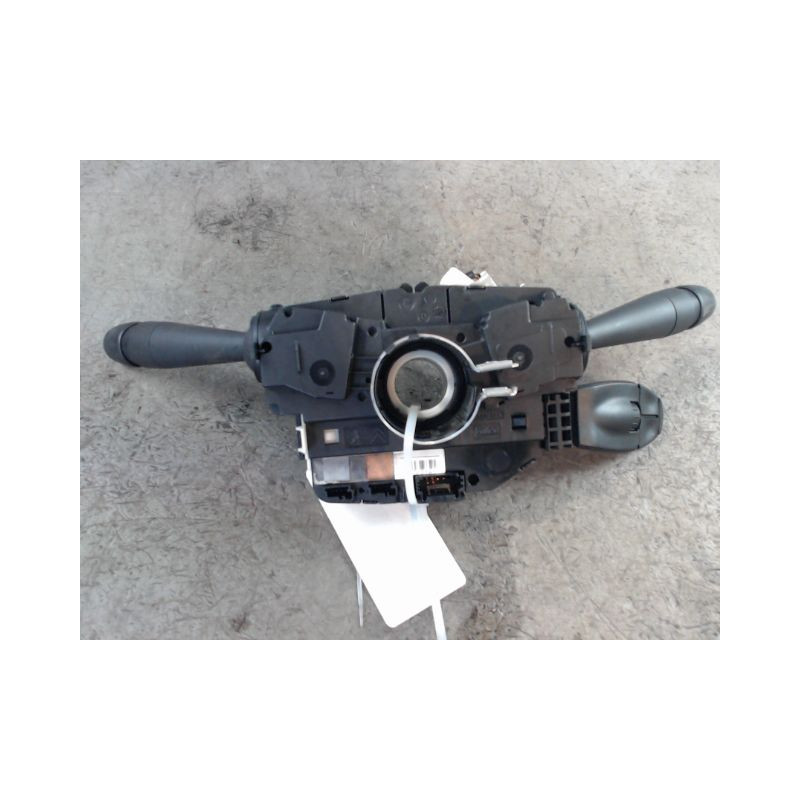 BLOC COMMODOS PEUGEOT 208