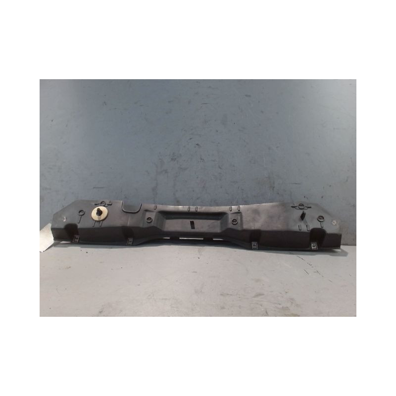SUPPORT CENTRAL PARE-CHOC ARRIERE  RENAULT SCENIC III 2009-