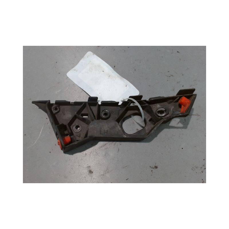 SUPPORT PARE-CHOC AVG OPEL CORSA