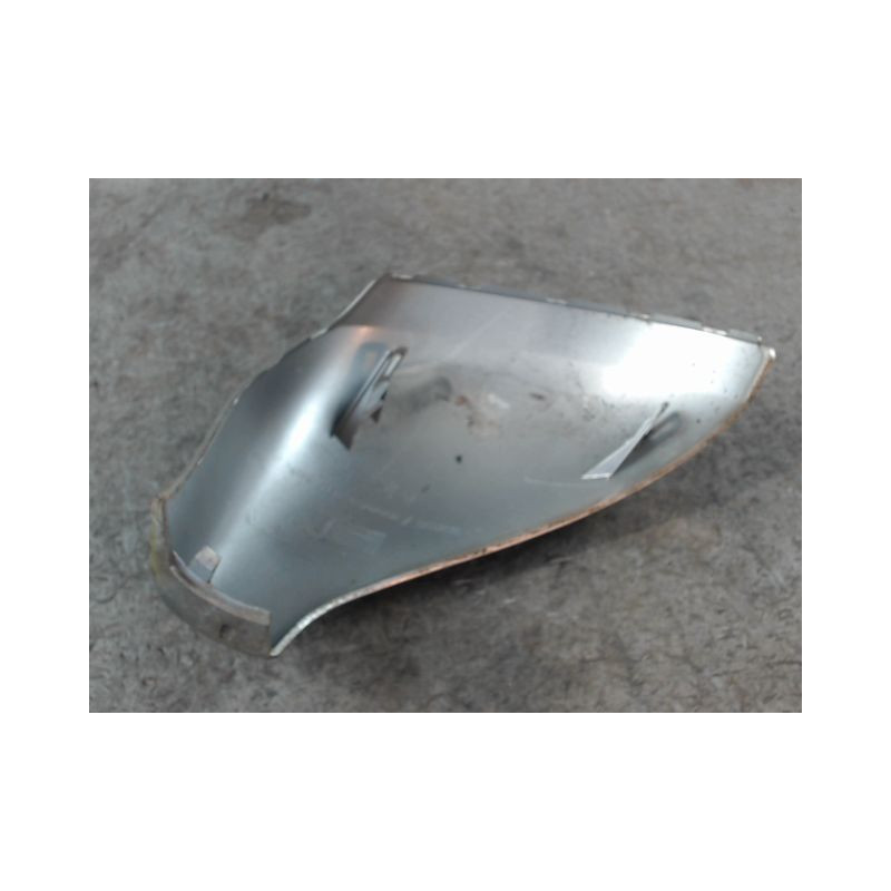 CARENAGE RETROVISEUR EXTERIEUR DROIT PEUGEOT 308 2007-