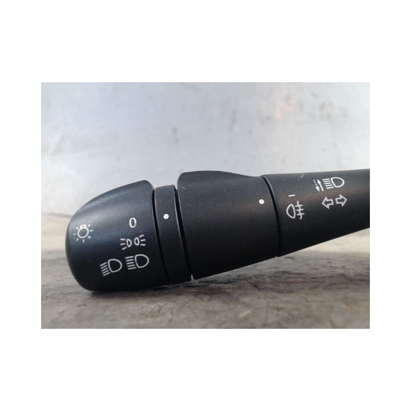 COMMANDE CLIGNOTANT RENAULT TWINGO