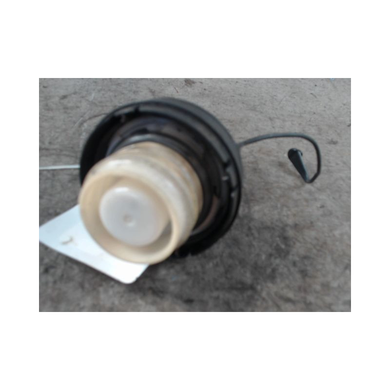 BOUCHON RESERVOIR A CARBURANT CITROEN C1 3P