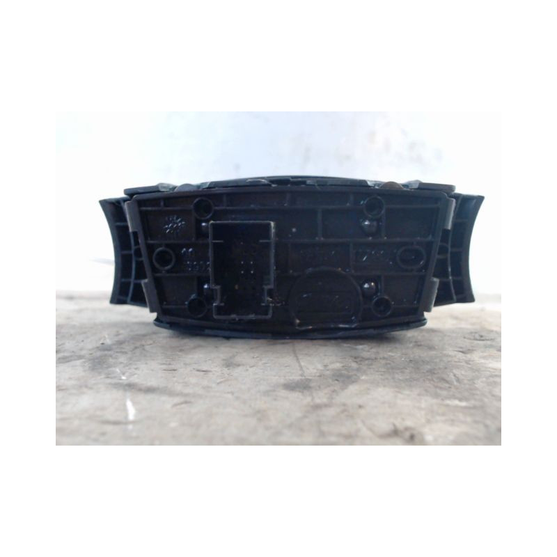 BOUTON DE WARNING FORD KA 2008-