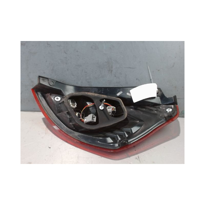 FEU ARRIERE GAUCHE  FORD FIESTA 2010-