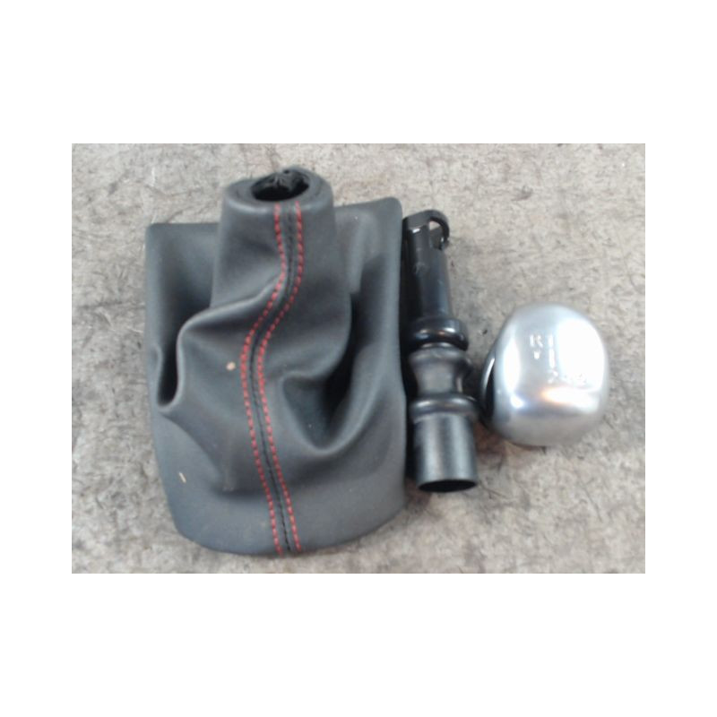 POMMEAU LEVIER VITESSES PEUGEOT 208 1.6 BlueHDi 120