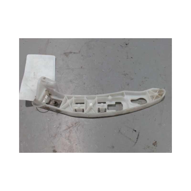 SUPPORT PARE-CHOC ARD PEUGEOT 208