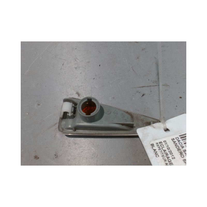 REPETITEUR AILE DROIT DACIA SANDERO 2008-