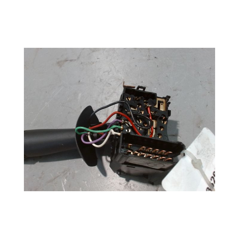 COMMANDE CLIGNOTANT RENAULT TWINGO 2 2010-
