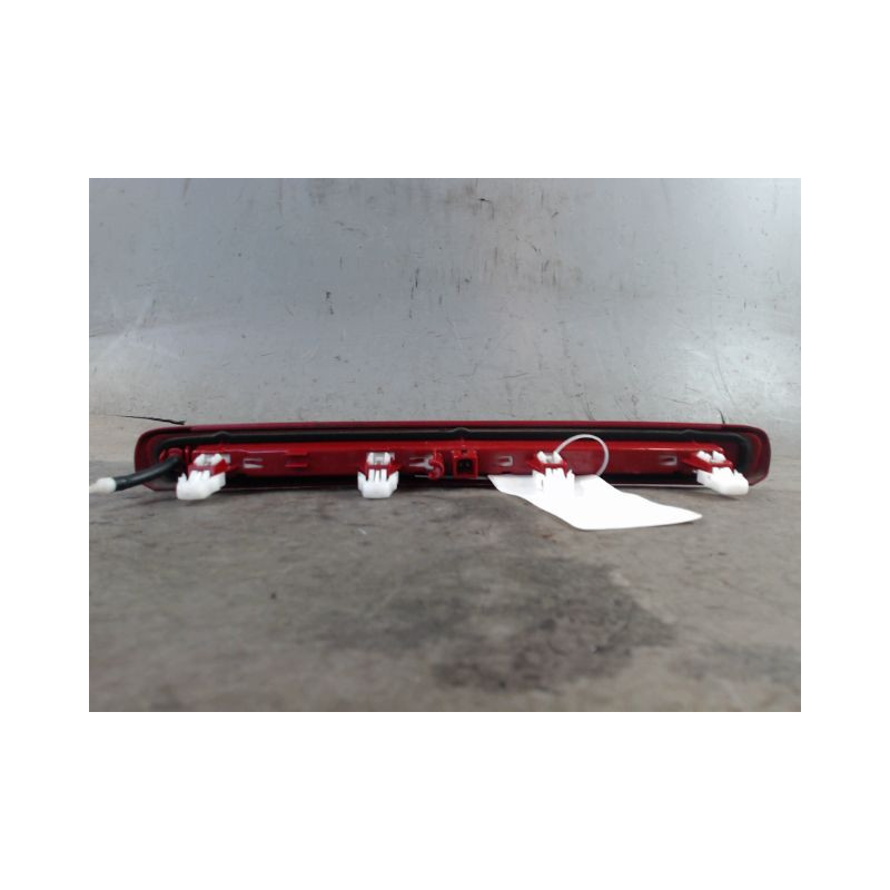 FEUX STOP SUPPLEMENTAIRE FIAT PANDA 2003-