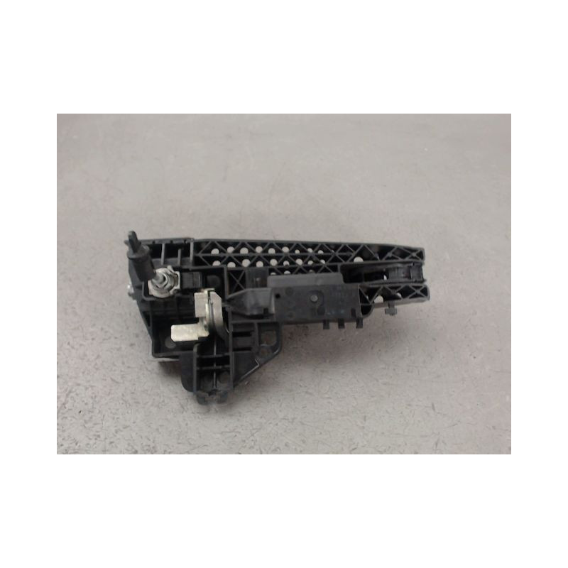 POIGNEE EXTERIEURE PORTE AVANT GAUCHE AUDI Q5