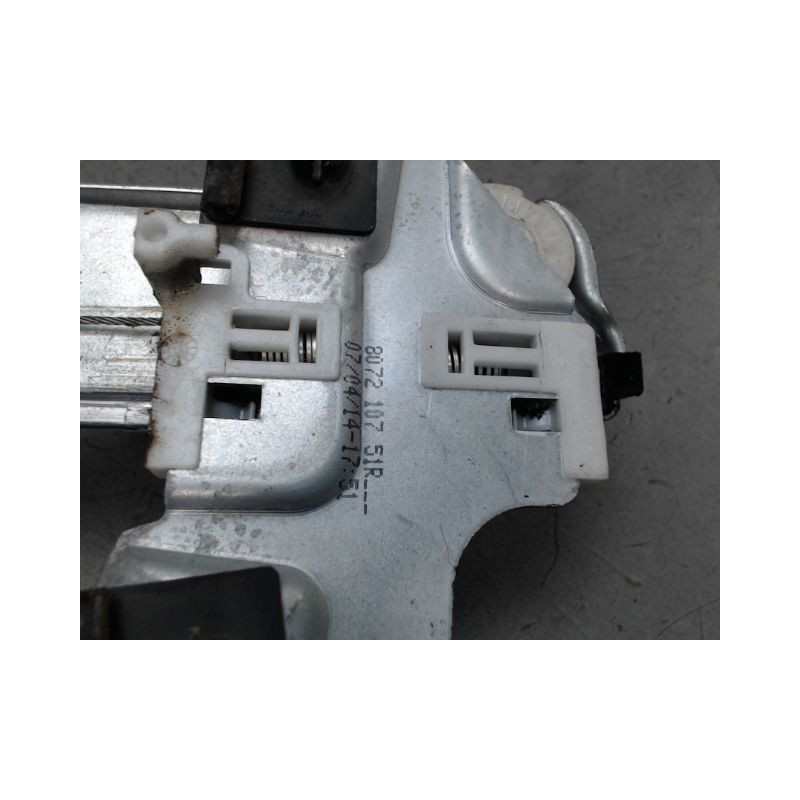 MECANISME LEVE-GLACE AVANT GAUCHE DACIA DUSTER