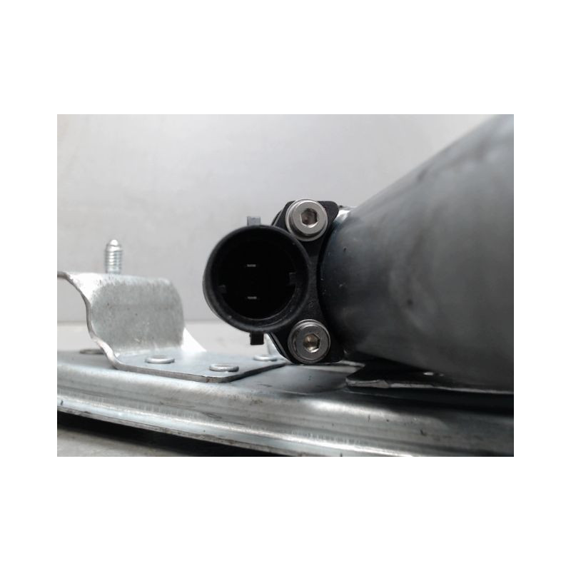 MECANISME LEVE-GLACE ARRIERE DROIT DACIA DUSTER