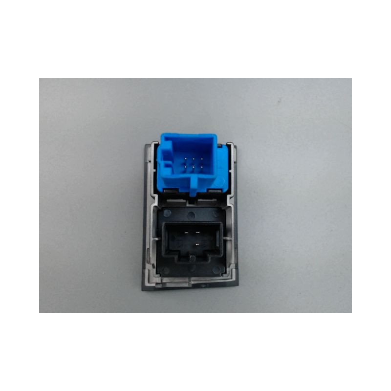BOUTON DE WARNING VOLKSWAGEN GOLF