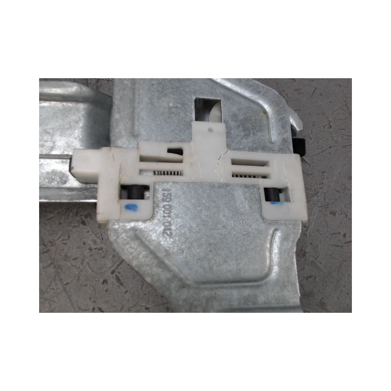 MECANISME LEVE-GLACE AVANT GAUCHE PEUGEOT 2008