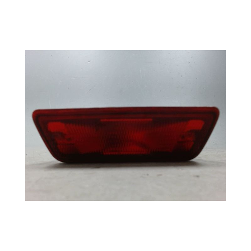 FEU BROUILLARD CENTRAL ARRIERE NISSAN X-TRAIL