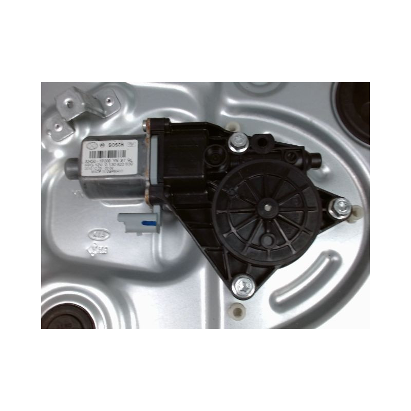 MECANISME+MOTEUR LEVE-GLACE ARRIERE GAUCHE KIA VENGA 09-