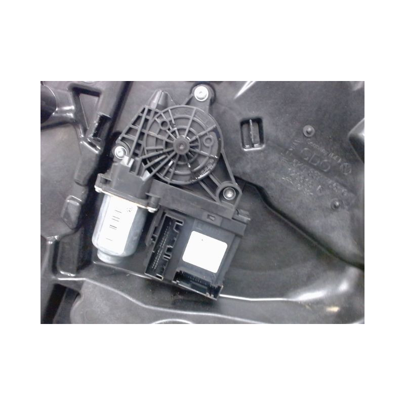 MECANISME+MOTEUR LEVE-GLACE AVANT GAUCHE VOLKSWAGEN GOLF VI 2008-