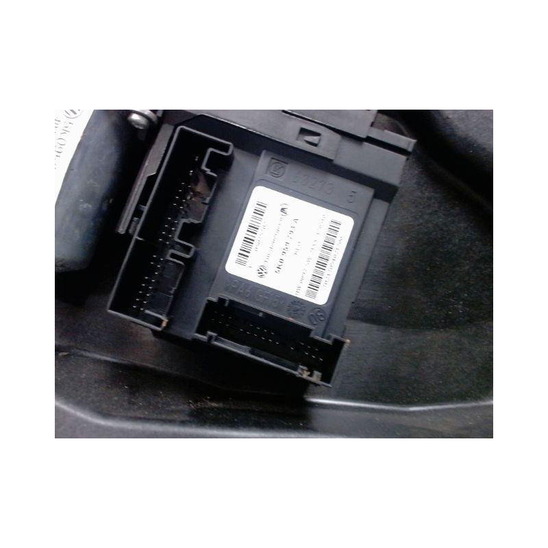 MECANISME+MOTEUR LEVE-GLACE AVANT GAUCHE VOLKSWAGEN GOLF VI 2008-