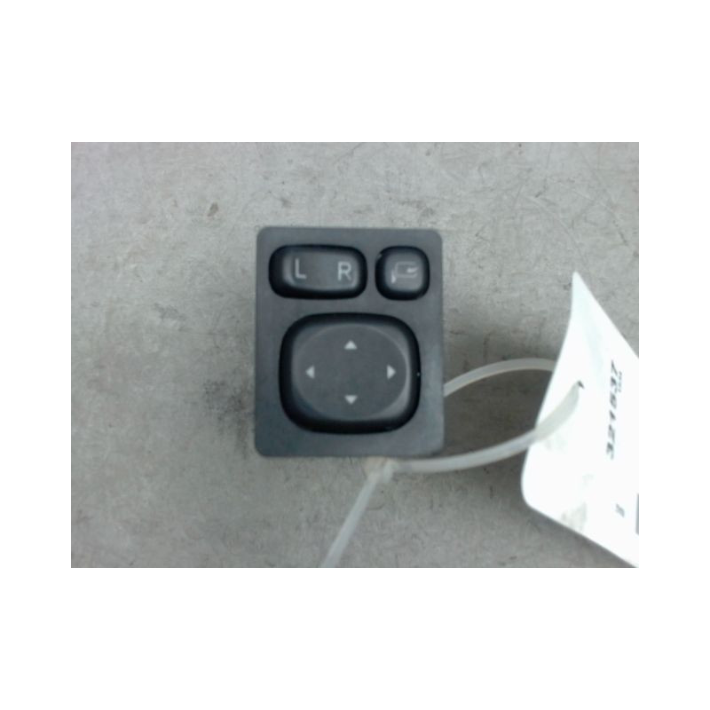 COMMANDE RETROVISSEUR EXTERIEUR ELECTRIQUE TOYOTA AURIS