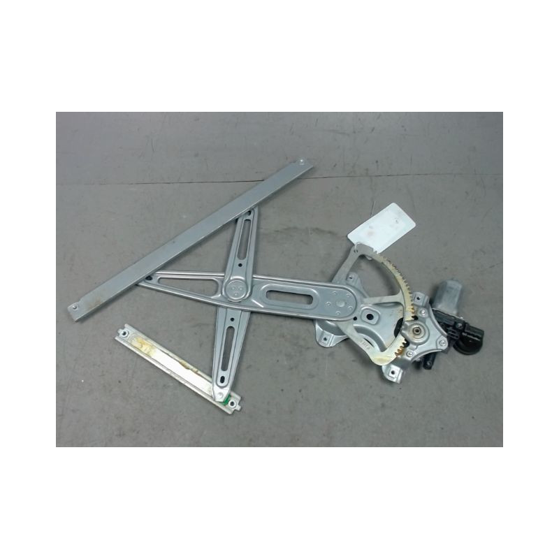MECANISME+MOTEUR LEVE-GLACE AVANT DROIT TOYOTA YARIS 2005-