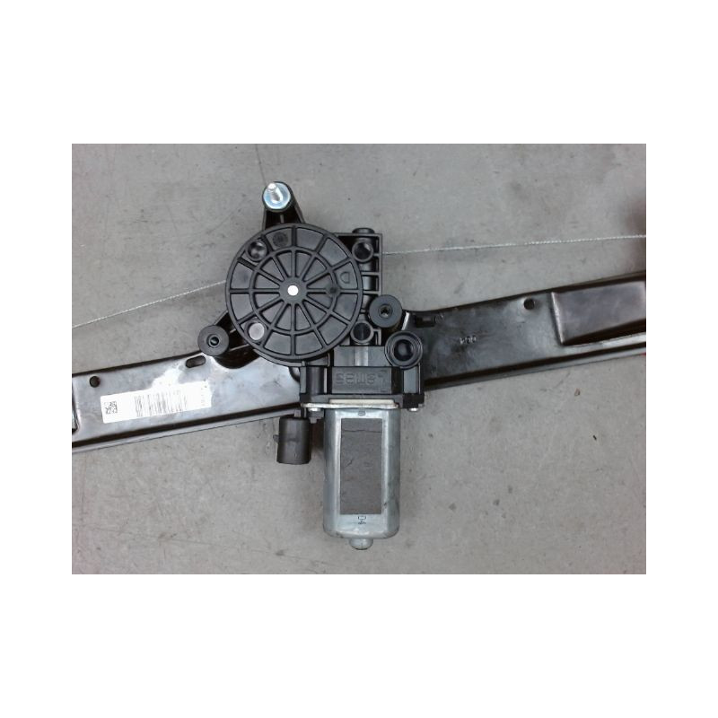 MECANISME+MOTEUR LEVE-GLACE AVANT GAUCHE FIAT PUNTO