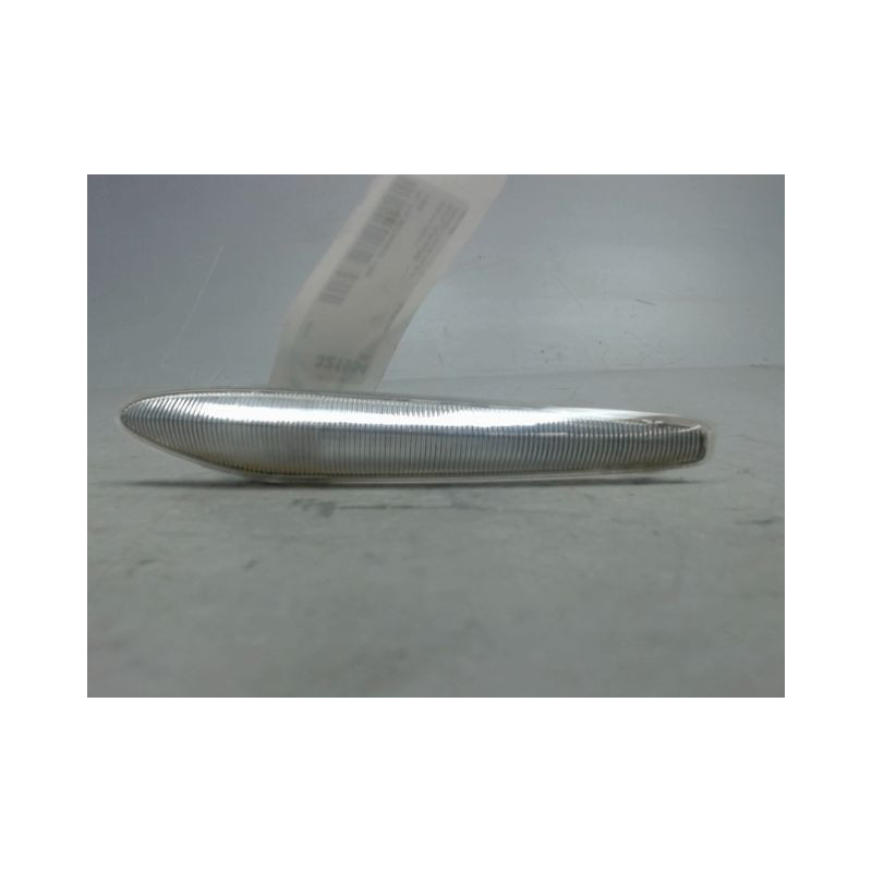 REPETITEUR AILE GAUCHE ALFA ROMEO 159
