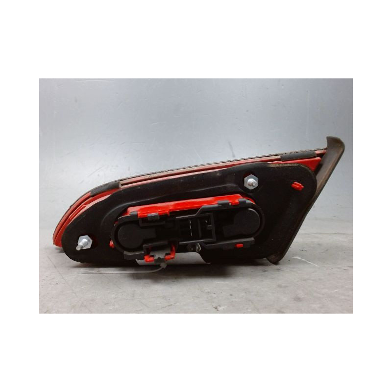 FEU ARRIERE INTERIEUR GAUCHE ALFA ROMEO 159
